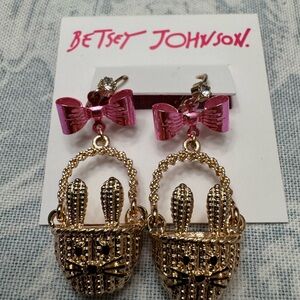 Betsey Johnson Pink Bow Gold rabbit Basket Earrings